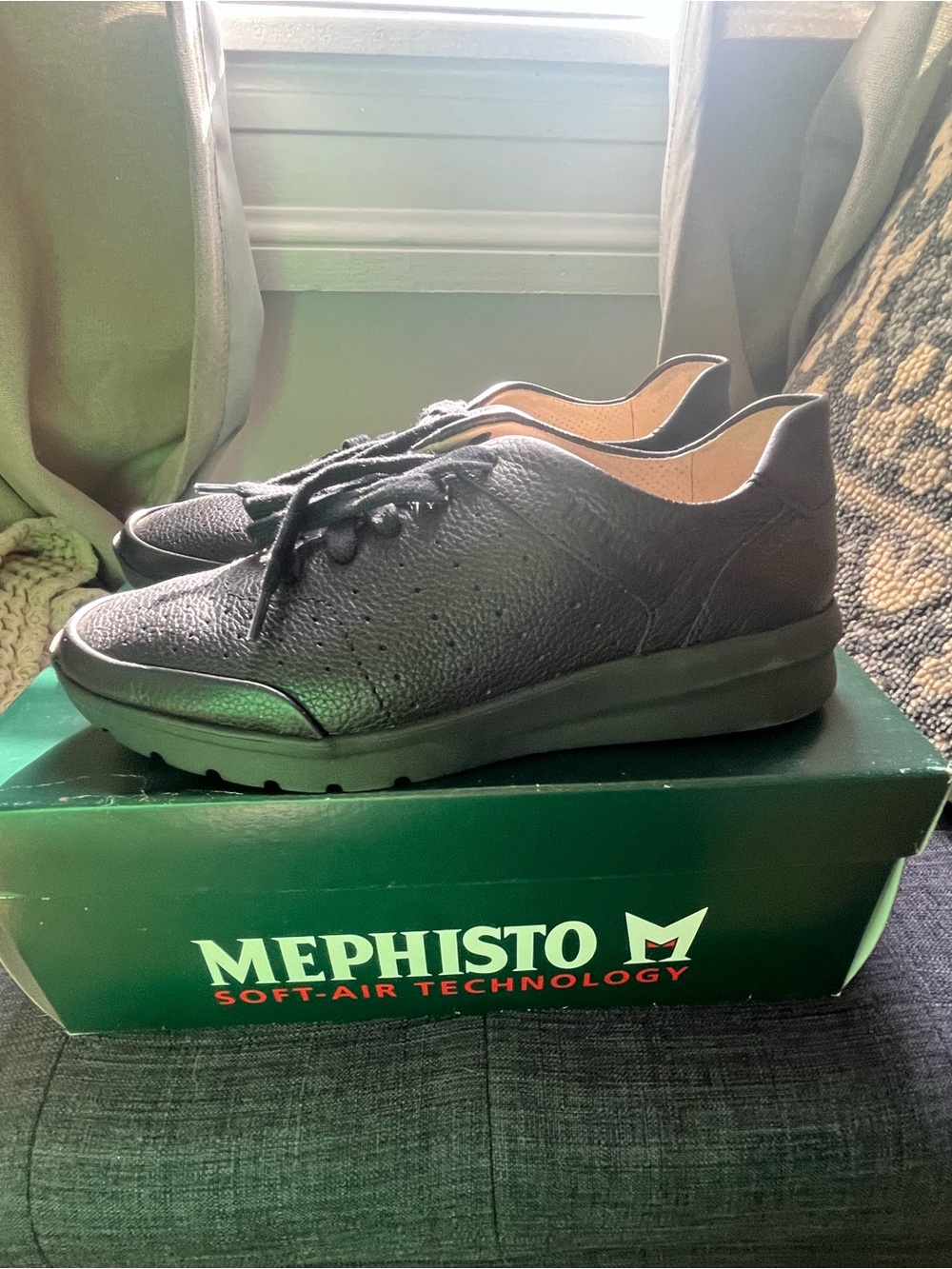 Mephisto Woman’s Marilis Leather Lace-Up Sneakers